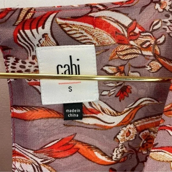 CAbi Peplum Novelty Good Luck Crane Print Sleeveless Top - Picture 6 of 7
